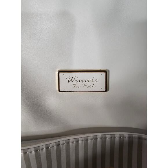 Disney Winnie The Pooh Faux Leather Weekender/Overnight Travel Bag *Primark* NWT - Picture 4 of 6